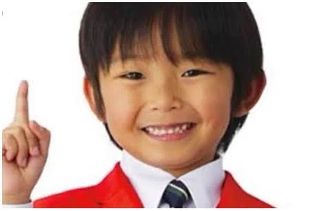 子供店長の現在は？イケメンに成長を遂げていた模様www