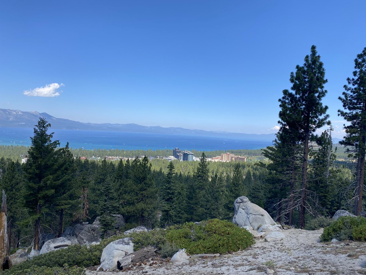 OlgaBaban's tweet photo. Beautiful Lake Tahoe! https://t.co/BVT59DUrLb