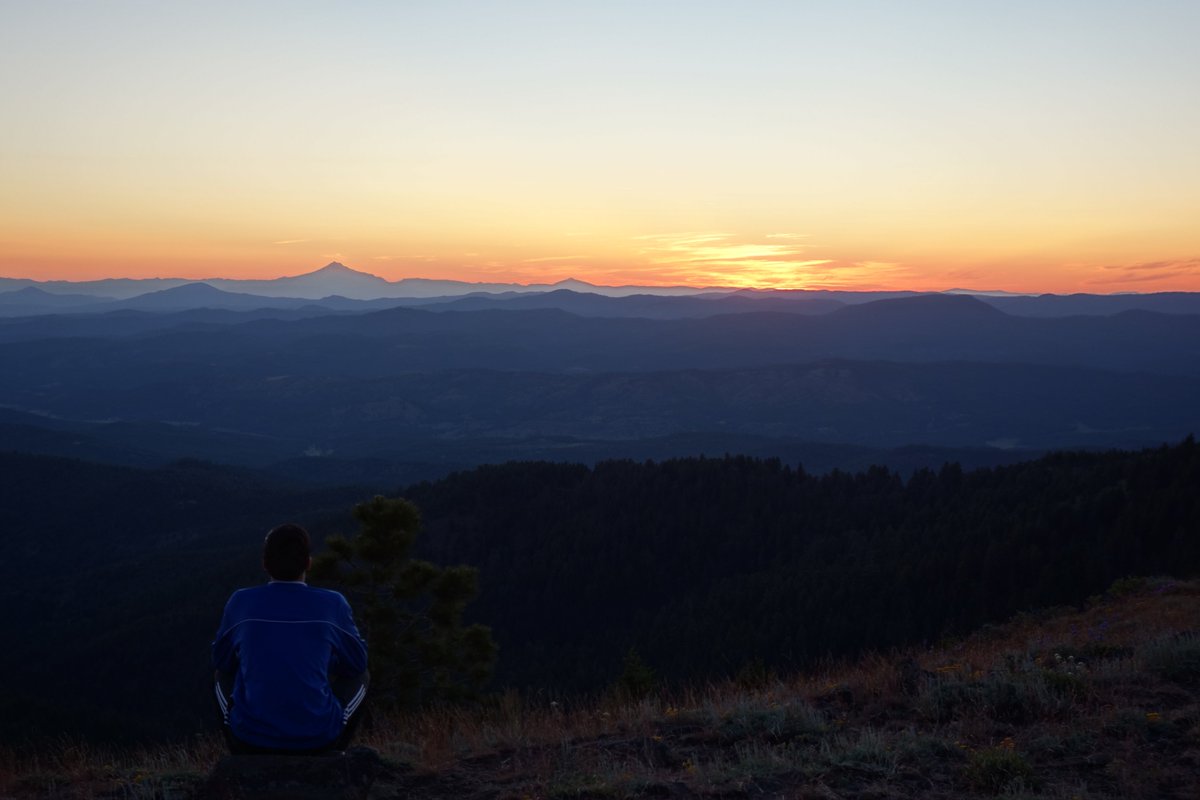 TheFirst40Miles's tweet photo. #Ochocos day 1 started with exploring the Motherlode Mine (an old mercury mine), then a gentle climb through the forest to the wildflower-covered meadows on top of Lookout Peak, the highest peak in the Ochoco Mountains at about 7,000 ft. https://t.co/DDizUfsmGo