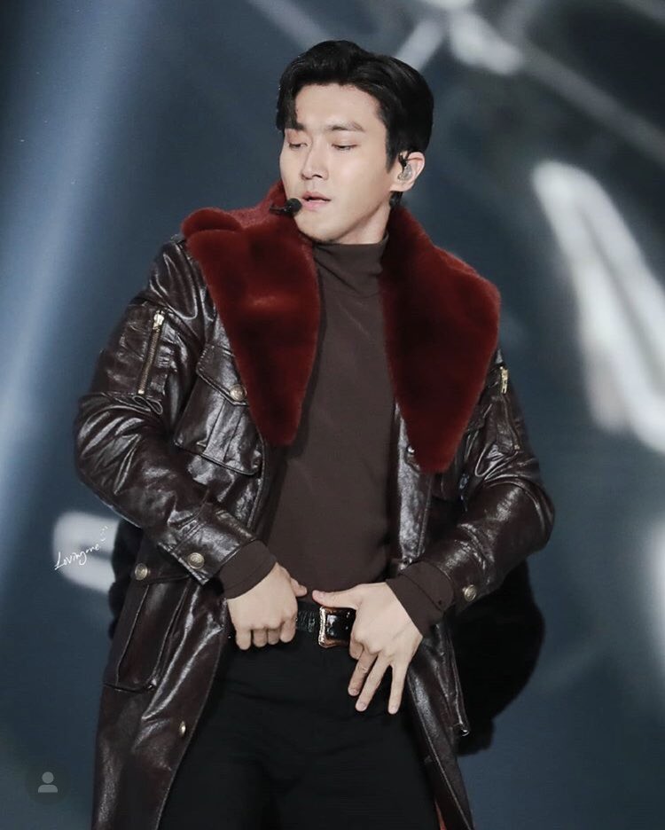 [THREAD] in admiration of choi siwon’s hands