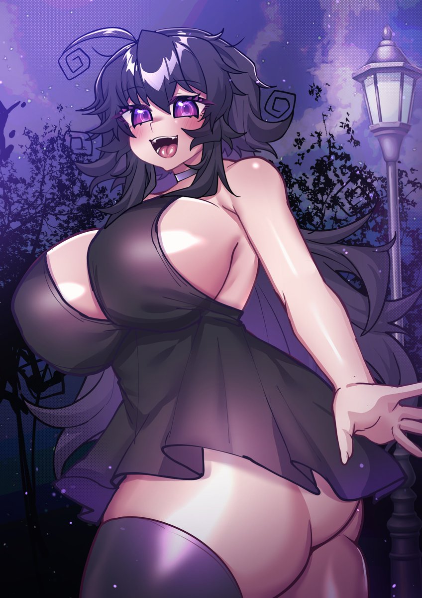 LewdweatherNSFW's tweet photo. Thicc goth waifu goes on midnight stroll 💜 https://t.co/0Z1aZu20GM