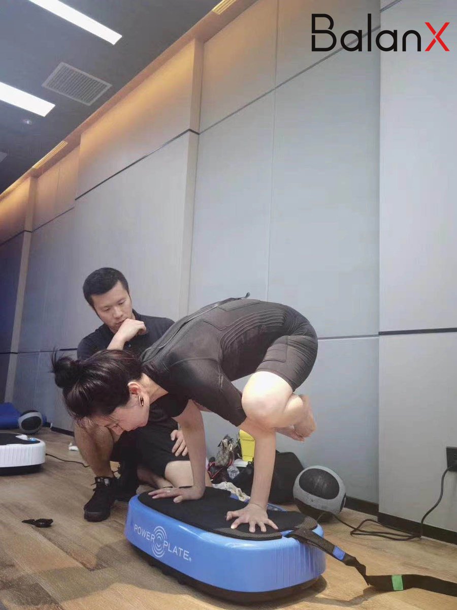 BalanxO's tweet photo. Power Pilate + BalanX, new possibility for trigger your deep muscle.

#EMStraing #Platetraining #BalanXEMS #Muscletraing #PowerPlate #StrengthensMuscles #WholeBodyEMS https://t.co/cPpUxfC3Aa