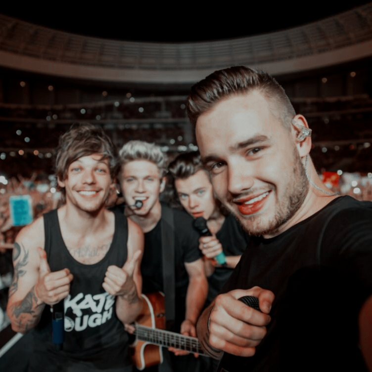 olabyultamo's tweet photo. SI NO COMENTAS 5 VECES #10YearsOfOneDirection  TE QUEDARAS DORMIDA Y TE PERDERAS EL ESTRENO DE INFINITY Y LA VIDEOLLAMADA POR ZOOM DE LOS CHICOS https://t.co/4Y2AdFwd6S
