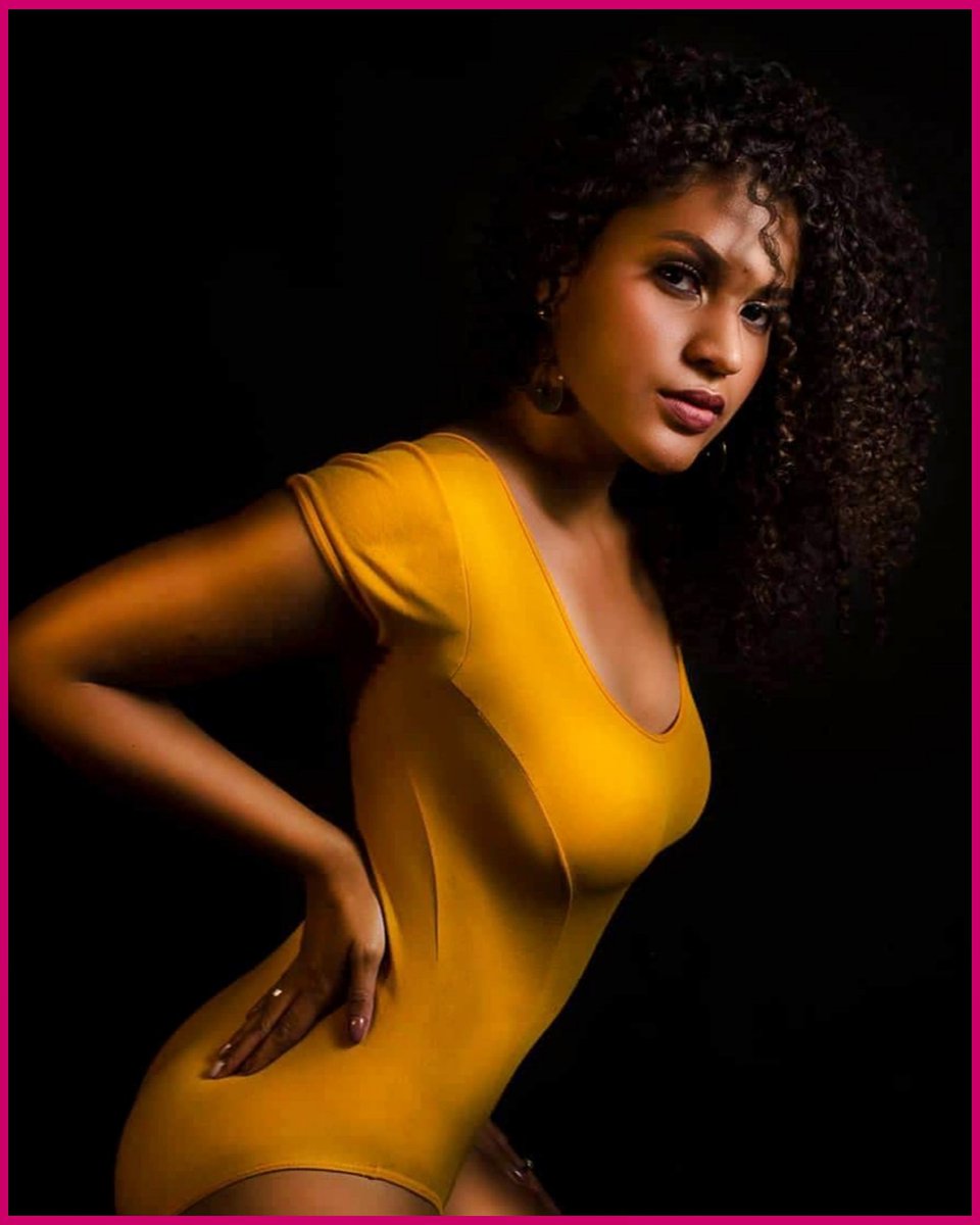 grado33sc's tweet photo. #modelodeldia la talentosa venezolana Luna Acevedo #tachira #22Julio https://t.co/VGvZQfJtPF