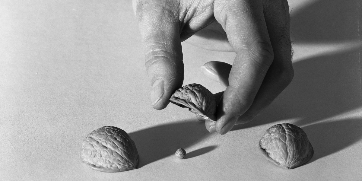 bitcoinagile's tweet photo. How the Twitter hackers will maybe escape with their #bitcoin loot #fintech #TwitterHackers #cybersecurity @SpirosMargaris https://t.co/Wqv7AR7OQ4 https://t.co/kjOfynLlJX