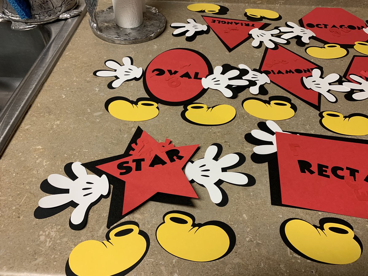 mam62494's tweet photo. @shopDisney Help a #teacher who has a #disney inspired classroom. #disneytheme #minniemouse #MickeyMouse #disneyparks #Amazon #AmazonWishList #Classfund #WHATYOUWAITINGFOR #WednesdayMotivation #WednesdayThoughts
https://t.co/JkuLXG7vvt
OR
https://t.co/PQ2NpvuUfA https://t.co/wRzC6wFOle