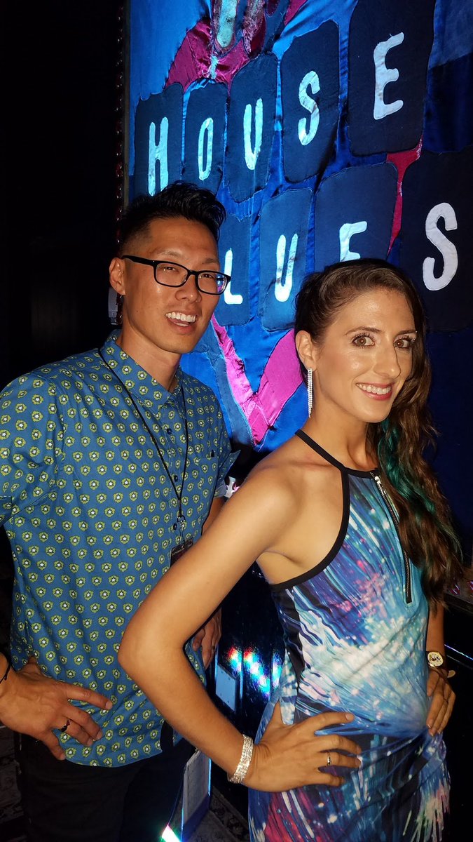 karidlane's tweet photo. #WaybackWednesday to #GameOfBloggers 2017. #PreviewNight is the kickoff to #ComicCon. So much fun celebrating & working with the #C4CC team! Also enjoyed meeting a lot of cool bloggers! Shoutout to the nice #HouseOfBlues staff too.
@Crazy4ComicCon
#SDCC #SanDiego #NerdsUnite https://t.co/RtvkSk0Zza