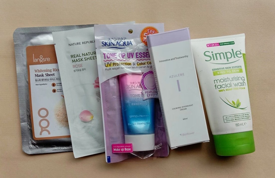 sukaskincarean's tweet photo. 🥳🥳 GIVEAWAY GIVEAWAY 🥳🥳

Karena aku lagi bahagia dan Alhamdulillah dapat rejeki aku mau GA skincare² ini untuk satu pemenang.Syaratnya: 

• Follow twitterku (no follow unfollow) 
• RT pinned tweet aku 
• RT dan Like tweet ini, Rep dom. 

Good Luck ❤️❤️❤️❤️ https://t.co/DoqQczUZYm