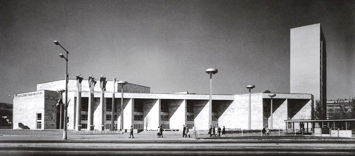 Nataliakvitkova's tweet photo. The Istropolis is a critical aspect of the Bratislava's architectural identity & an important historical connector. Demolishing it will be a loss. It seems we will soon have another #architecturalobituary https://t.co/yhofLI6nLs