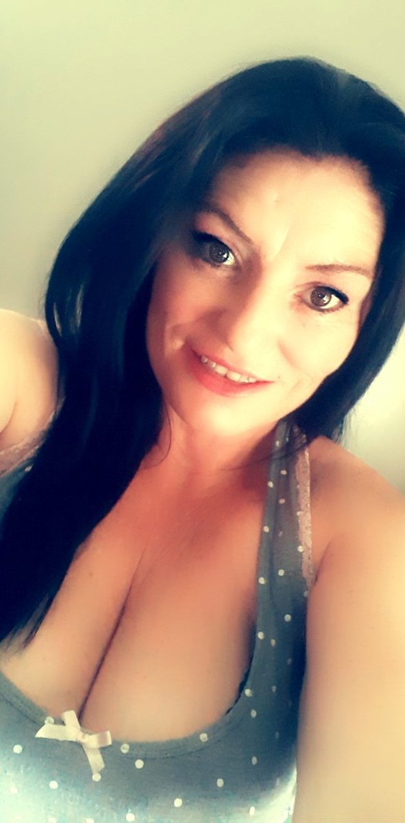 MistressAngelaF's tweet photo. @BSlave11 @angella https://t.co/l98v6zBRWt