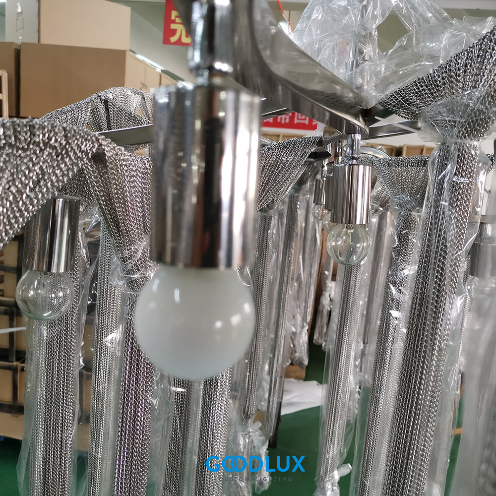 GoodluxLighting's tweet photo. Custom chandelier made by many thin metal chains. It will give you amazing feeling, just like seeing a silver waterfall fly over your space.
#Chandelier #PendantLighting #customlighting #lightingdesign  #HomeDecor https://t.co/VnbmIIOjuF