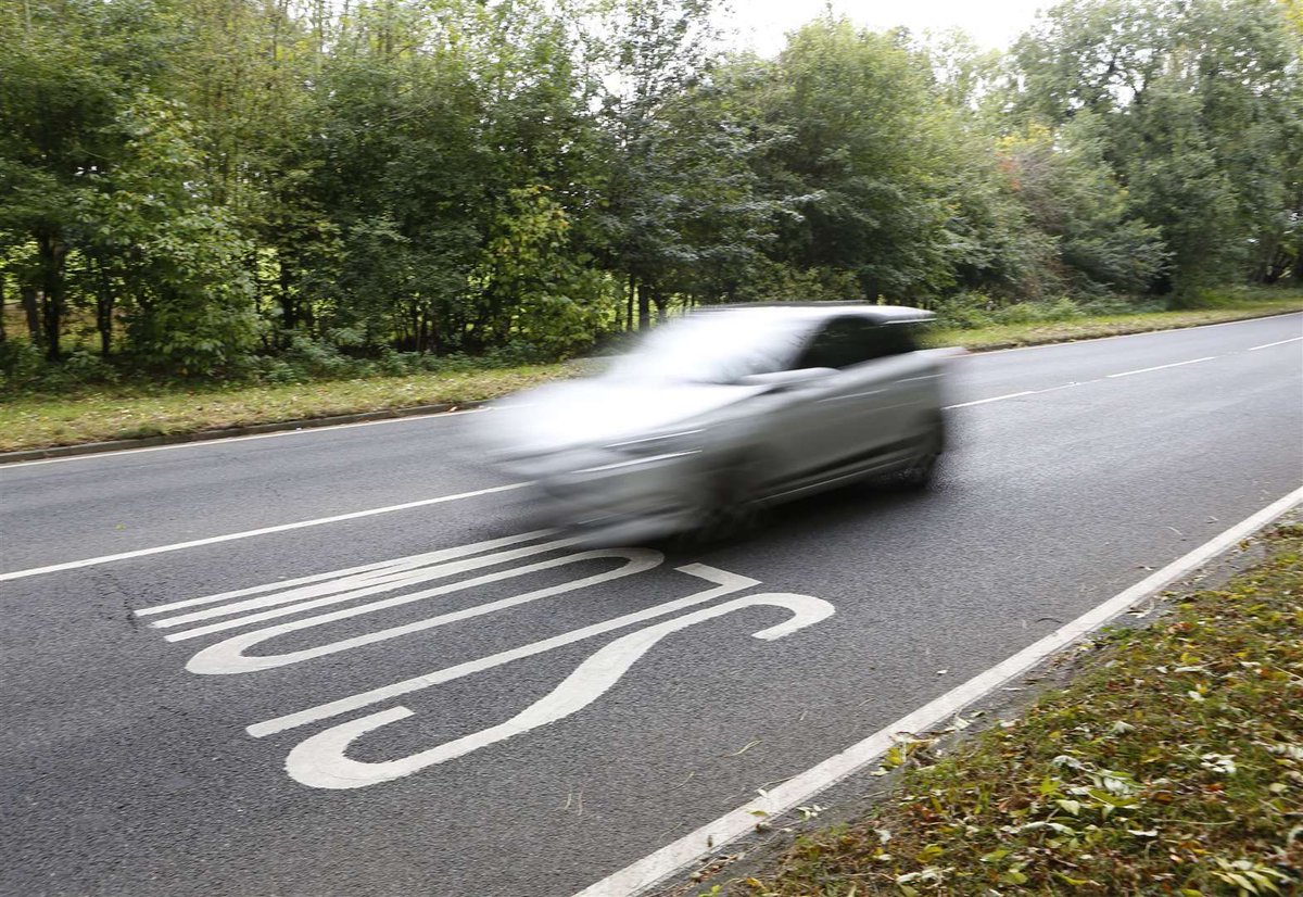 Kent_Online's tweet photo. Work starts on #A252 between #Charing and #Chilham dubbed one of UK's most dangerous roads' https://t.co/zmlXBOjEXm https://t.co/vx9NcWFj1Z