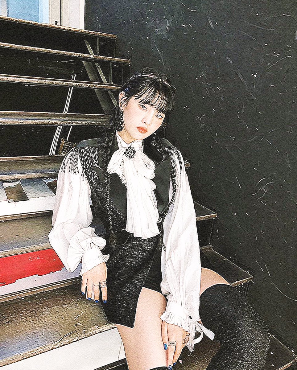goodbyesure's tweet photo. ֯˚ ༘✶  bello-bello ( 🧦 )⁣
⁣
               〘 millmind-minnie 〙 97’s 🧸⁣
              * 𓈒 แลกฟอล ♡ ตามทัก 𓈒 *⁣
⁣
ยพท ลฟตท 𓂃 𓈒𓏸 https://t.co/Mp9WhnY993