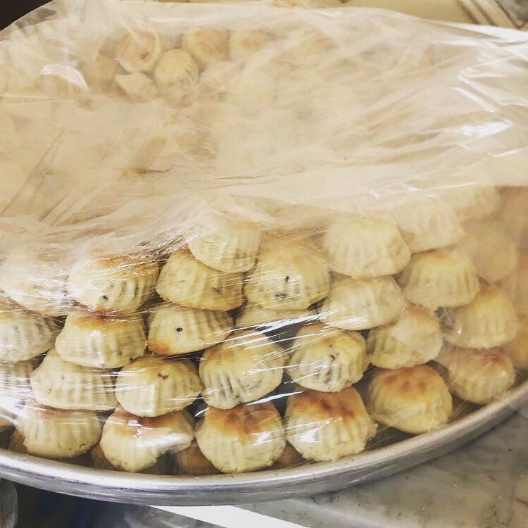 kaaki320's tweet photo. معمول الكعكي😋
#معمول_العيد
#شي_يحبونه_النساء 
#ذي_الحجة 
#جدة_الأن 
#المدينة_المنورة https://t.co/U9K3RR9qwU