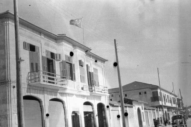 antakyafoto's tweet photo. Hatay'ın Kurtuluşunun 81.yılı kutlu olsun
#hatay #antakya #23temmuz1939 https://t.co/NGQjCL7eZZ