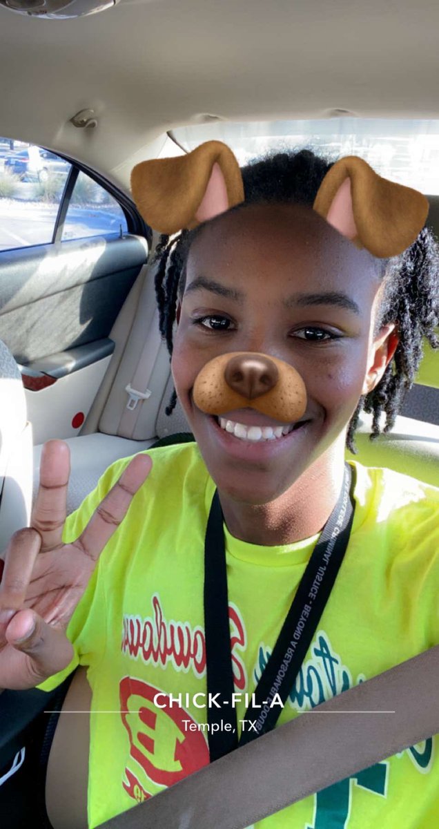 Hey Guys it me D'Avion go follow me on Twitter