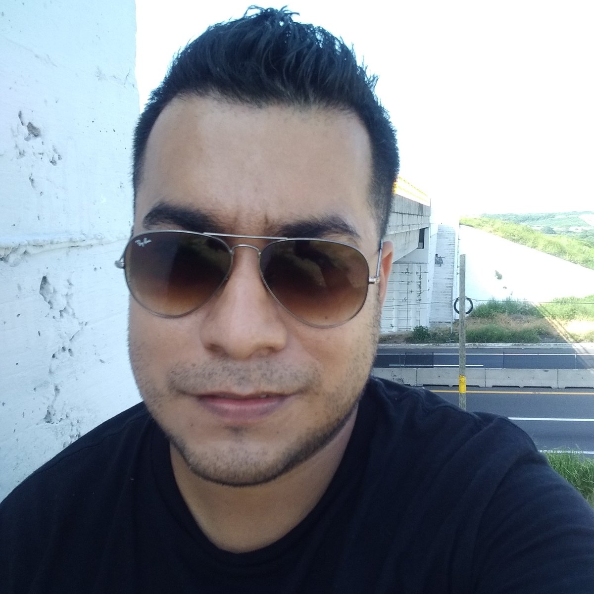 matthelion's tweet photo. #NuevaFotoDePerfil https://t.co/Ibl3MsT3sm