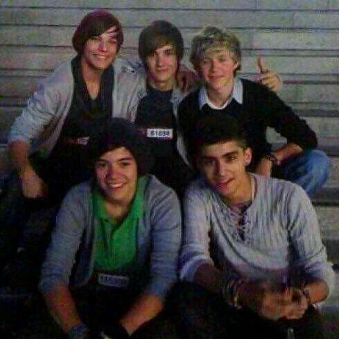 Origianini1's tweet image. #10onedirection am already dying 10 years from 1D or my god, all my love to them I can only say they are perfect😍😍
@Louis_Tomlinson  @Harry_Styles @zaynmalik @LiamPayne @NiallOfficial @onedirection