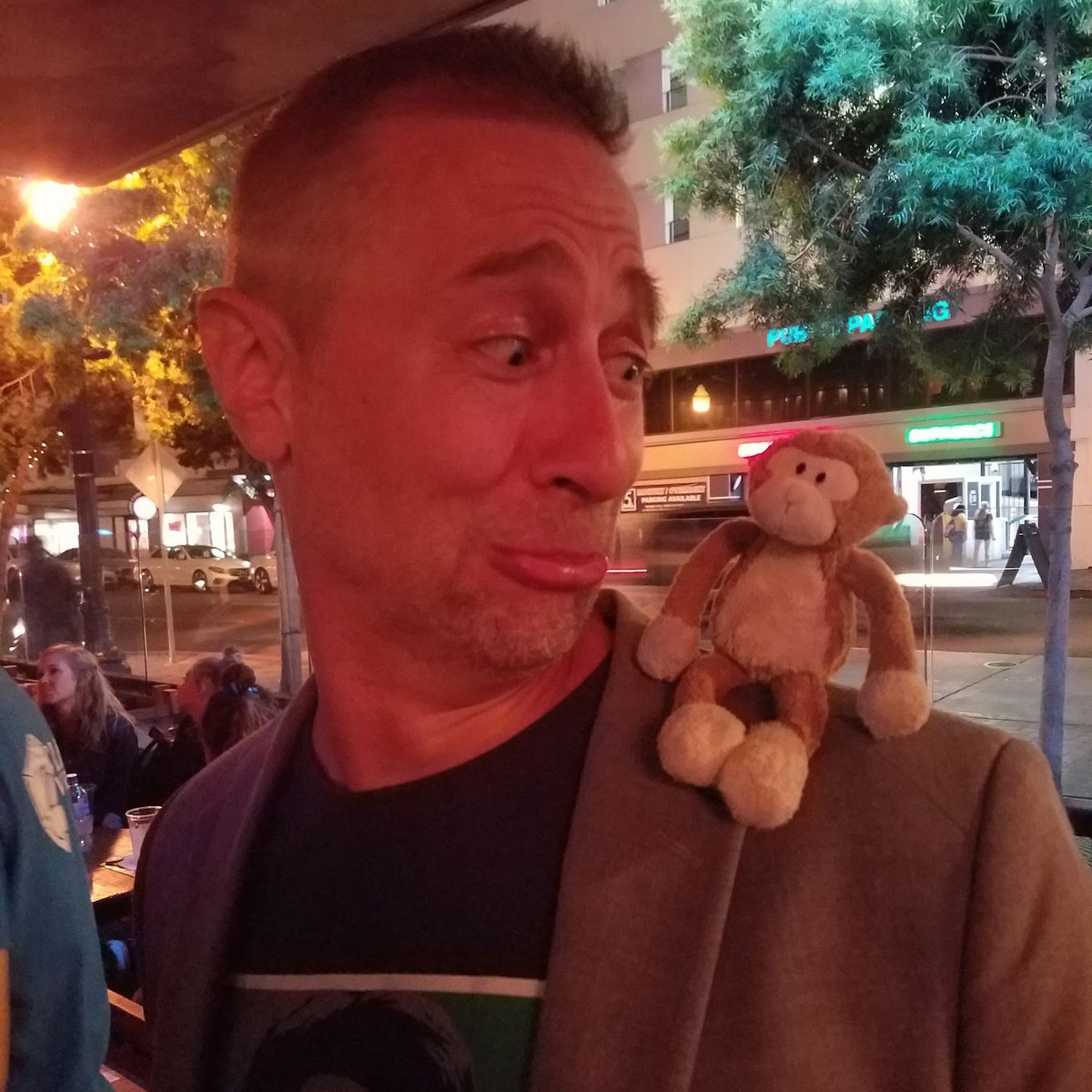 TravelingMocha's tweet photo. That time I tried pitching a story idea to @TheMightyJerd during #GameOfBloggers III. #SDCC #ConMemories 2018 https://t.co/AWeHj7GjnI