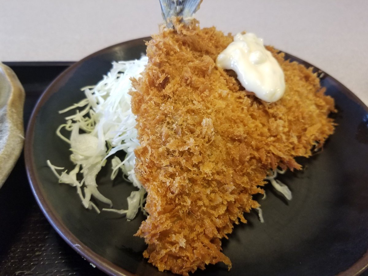 あじ Tl追えず 刺身和食 旭屋 荒川沖にて 幻のマツカワガレイ 定食 網走から生きたまま直送してきたという逸品 旨み 甘み 歯ごたえ最高のお刺身とそのあら汁もまた絶品 こんなカレイ初めて 鯵フライもサクサク旨 ご馳走様でした