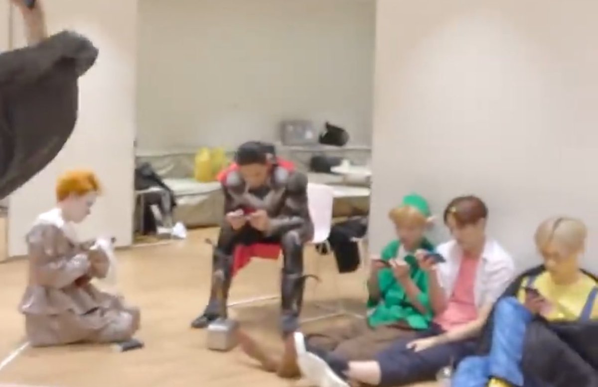 S    XXL   xxxxs   M   L