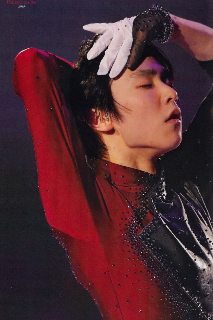 hanyusiast's tweet photo. today is a good day to miss masquerade yuzuru hanyu https://t.co/74kTYQEIwR