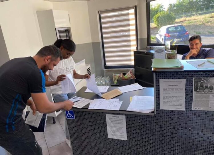 SPFYvelines's tweet photo. Depuis plusieurs semaines, les bénévoles et partenaires du Secours populaire se mobilisent pour permettre le départ de plus de 200 enfants en colonies de vacances !
Merci à tou.te.s celles et ceux qui permettent le départ des enfants ! https://t.co/NQvw7o17i3