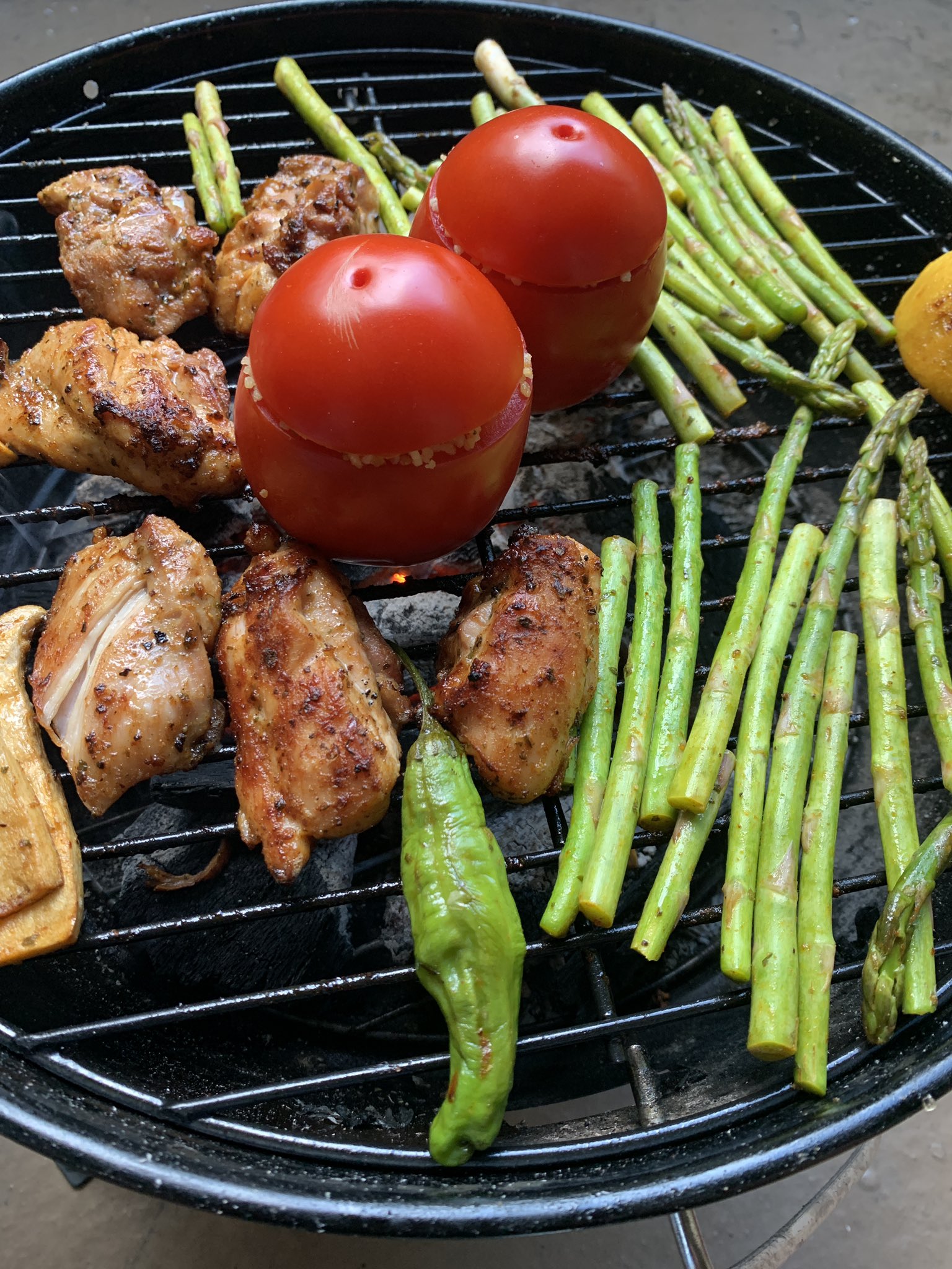 ト Tomatogeek Twitter