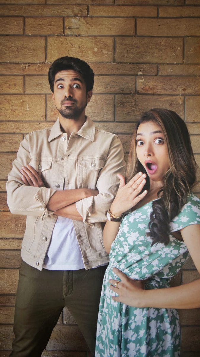 ANNOUNCEMENT... #ShwetaBasuPrasad and #SaqibSaleem... #ComedyCouple - a feature film produced by Yoodlee Films [the film production arm of Saregama India] - will premiere on #Zee5... Directed by Nachiket Samant... First glimpse of this urban rom-com...