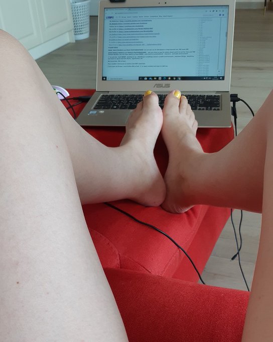 Mijn nieuwe foto op Kinkylife: Good morning to all. Nice day again.Really hot in Kyiv.Time 4 coffee?