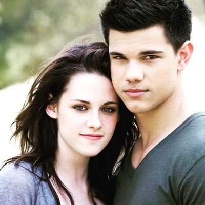 jacob deserves so much better. bella was stuck in this lil lala land and refused to let go of jake or edward. she kissed him in front of edward and goes to edward and says she loves him. jacob was used by her when edward left . and she treated him like he was the one obsessed