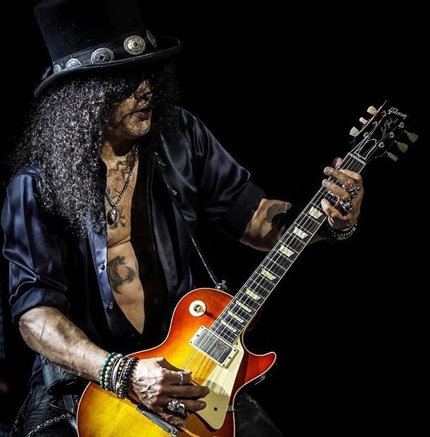 gnreternobr's tweet photo. Very happy birthday to you @Slash 😍🎩 My idol ❤You're Music has changed my life and has inspired people of all around the world.
You're forever
#Slash
#happybirthdaySlash
#Slashforever #gunsfuckinroses #idol #guitar https://t.co/DAg2smzBVA