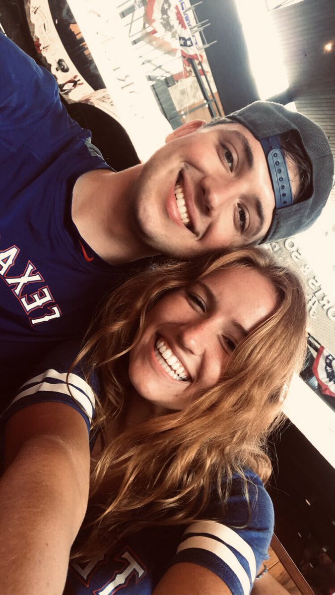 kaciesewelll's tweet photo. ok this was SO FUNNNN!!!❤️🤍💙 https://t.co/SkCtkPj14w