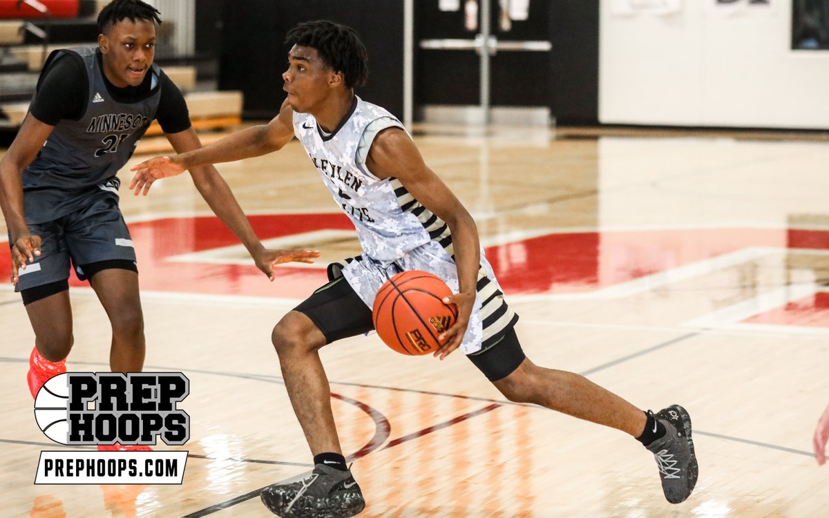 Alex Conover 🏀📷 tweet media