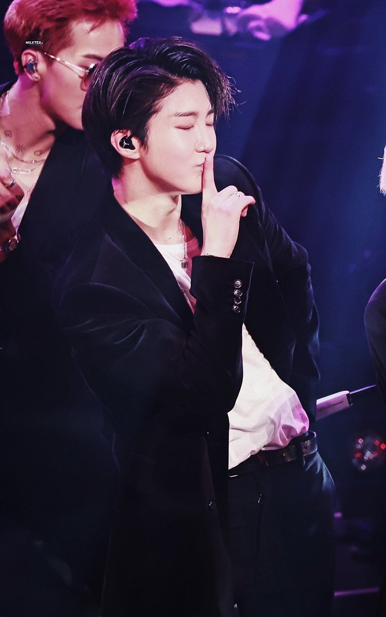 hourlyhoony's tweet photo. #Hoony #이승훈 #WINNER #위너 @official_hoony_ @yginnercircle https://t.co/rQraNDh4Kq