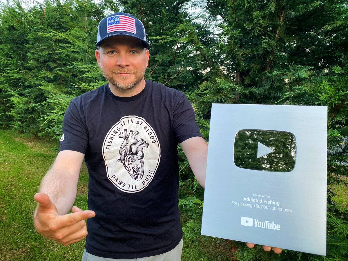 AddictedFishing's tweet photo. We did it everyone!! You’re the best fans ever. Thanks so much for the support. It’s been an amazing journey so far, but we’re just getting started. Let’s crush through 200k! 🤘🎣
.
.
#addictedfishing #addictedtakeover #youtube #silverplaybutton #100k https://t.co/UuG36Snhd3