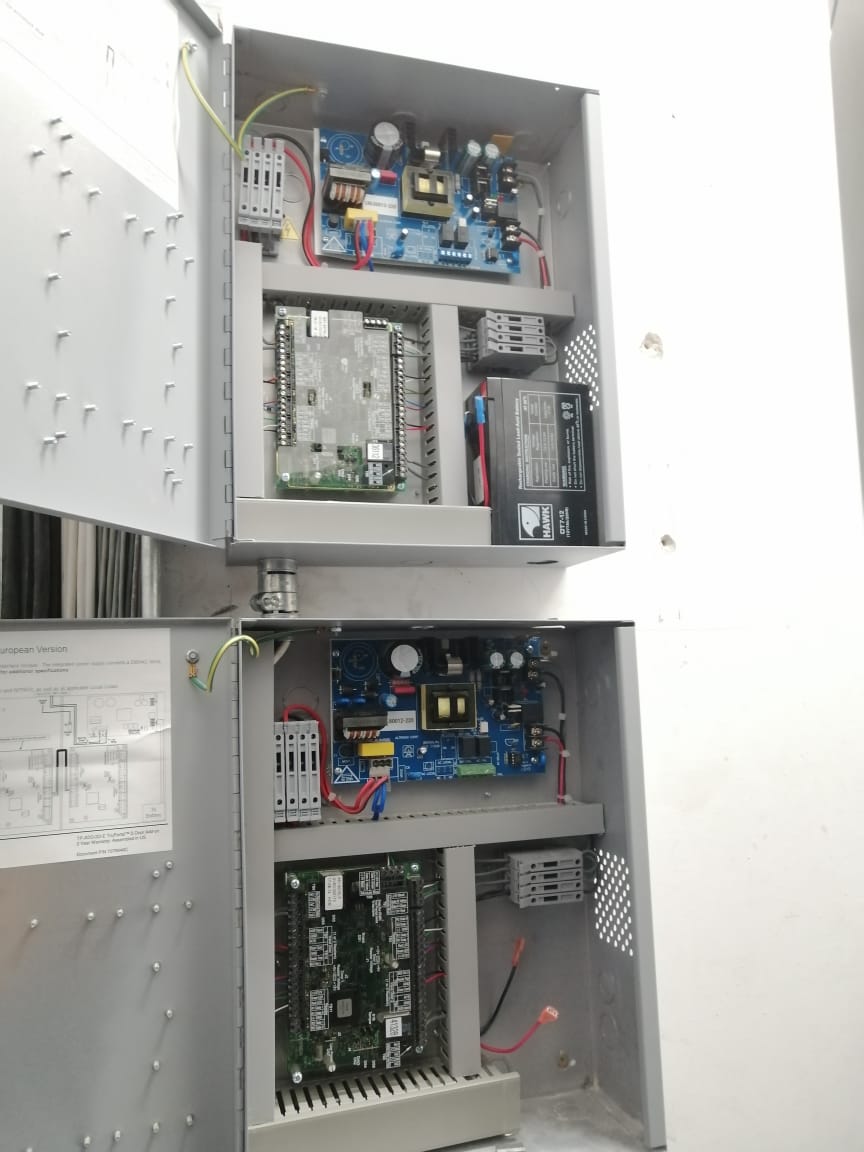 maccorpleb's tweet photo. Clover Building is #anotherprojectbymaccorp secured with the latest technology from #Interlogix #Truportal to effectively and conveniently secure people and property.
#AccessControl #PhysicalSecurity #Security #SecuritySystem #SecuritySolutions #maccorpersdoitbest https://t.co/LGkddGFf6X