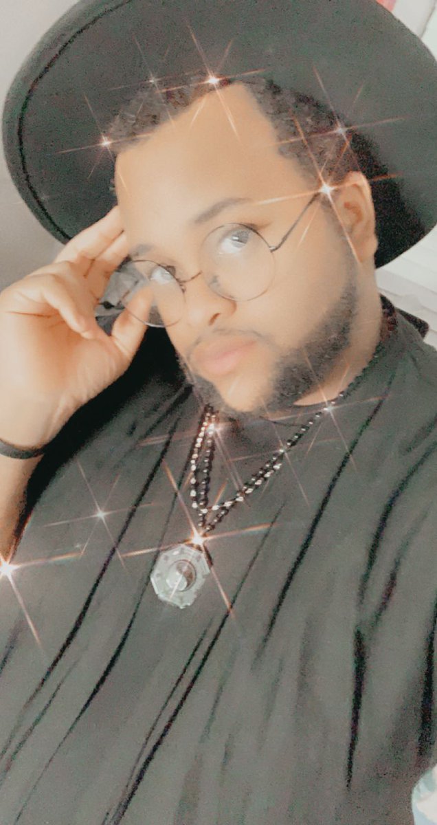 itsshaqii's tweet image. Tonight’s vibes🖤🖤🖤 #HelloStrangerEP5