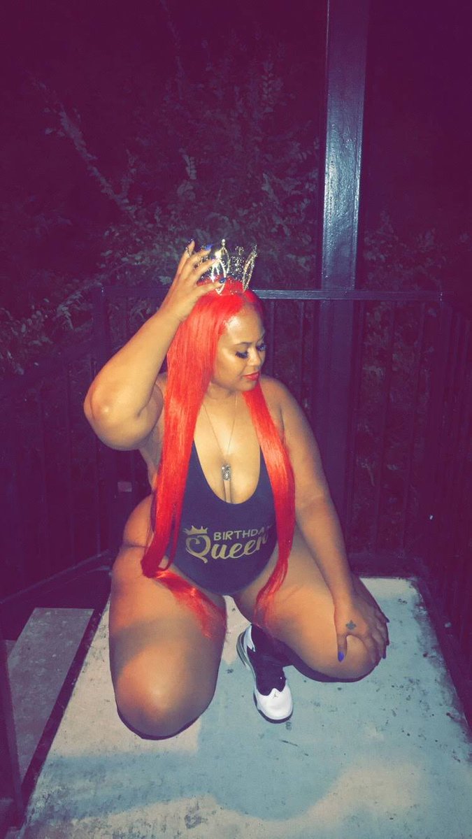 nolathemfbody's tweet photo. B-day next month think imma do another photo shoot 👑 turning 3️⃣2️⃣ #NOLATHEMFBODY come watch me live https://t.co/u1JrgX2nYr https://t.co/V8VrGqJTei