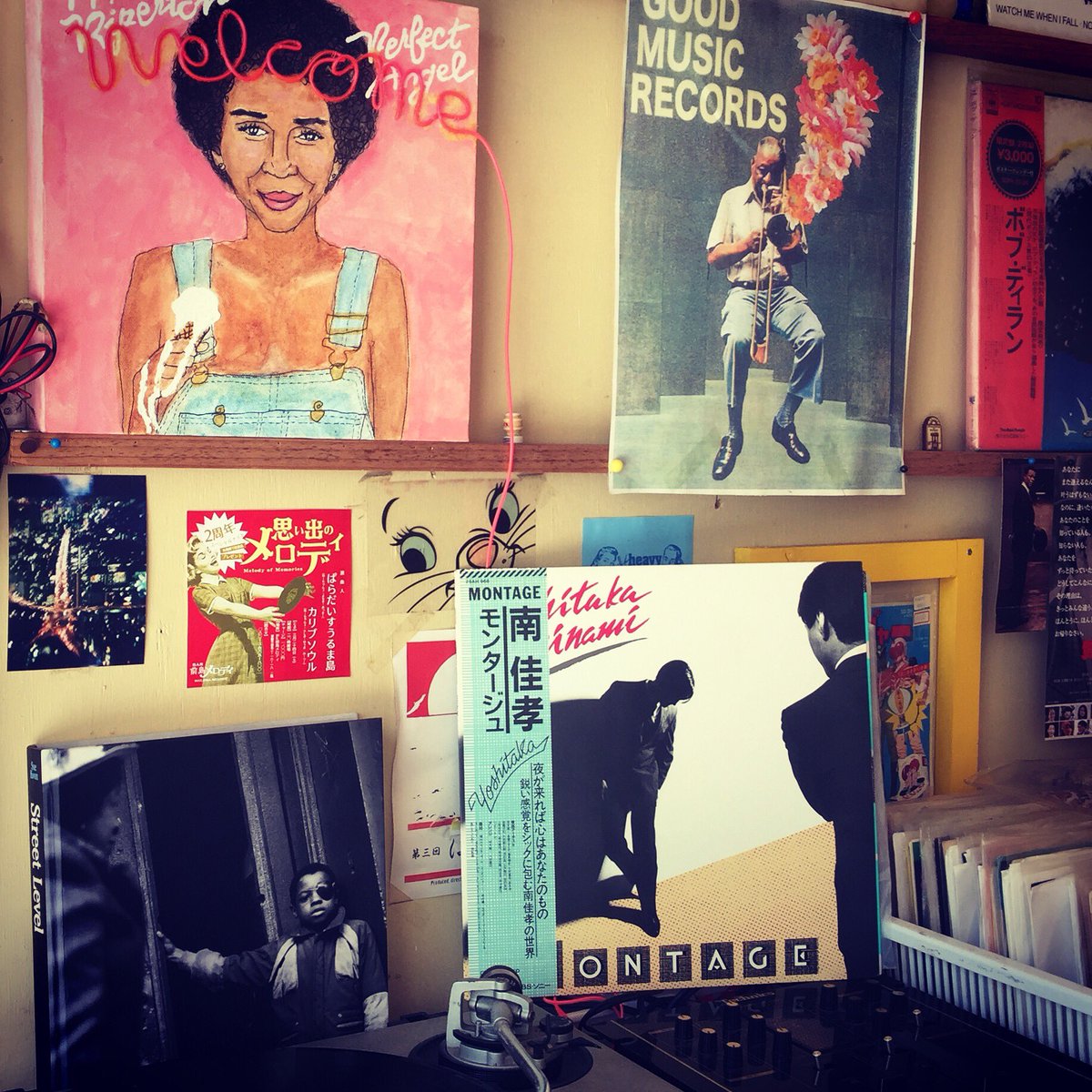 hidetomo1983's tweet photo. 4連休が始まりましたね♪
OPENしてます！

よろしくお願いします☆

#goodmusicrecords #vinyl #record #okinawa #naha #レコ屋 https://t.co/1el1NAat1d