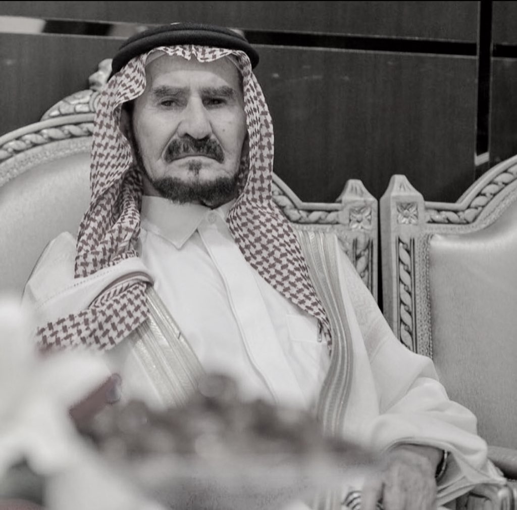 9a9an's tweet photo. ببالغ الحزن والمواساة تلقينا خبر وفاة 
الشيخ #محمد_بن_صقر_العطاوي رحمه الله واسكنه فسيح جناته .

عزائنا لقبيلة #عتيبه عامه
و #ذوي_عطيه خاصة

نسأل الله ان يتغمده بواسع رحمته ويلهم أبناءه وذويه الصبر والسلوان

" إنّا ل��ه و إنّا إليه راجعون "

يامال الجنه يابو خالد .. https://t.co/SdEexEq6U1