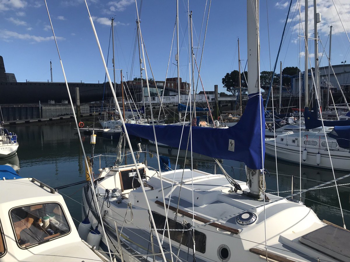 Cloud_or_Fluff's tweet photo. @JuliaHB1 Sailing down the Dorset coast next week, Loving this #PiratesThread https://t.co/VicwiPovAH