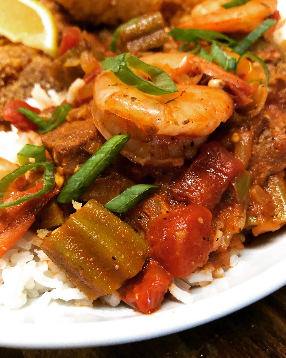 MrChefLobbyist's tweet image. Wednesday Evening Dinner: Stewed Okra, Heirloom Tomatoes, Shrimp and Andouille Sausages with Louisiana Popcorn Rice, Fried Catfish and Cheddar n Honey Skillet Cornbread #cheflobbyist