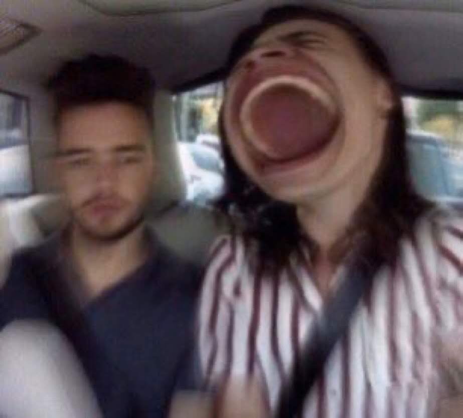 thoothie2's tweet photo. CAUSEYOU AND IIIIIIIIIIIIIIIIIIIIIIIIIII #10YearsOfOneDirection https://t.co/mmeIt7Xh8e