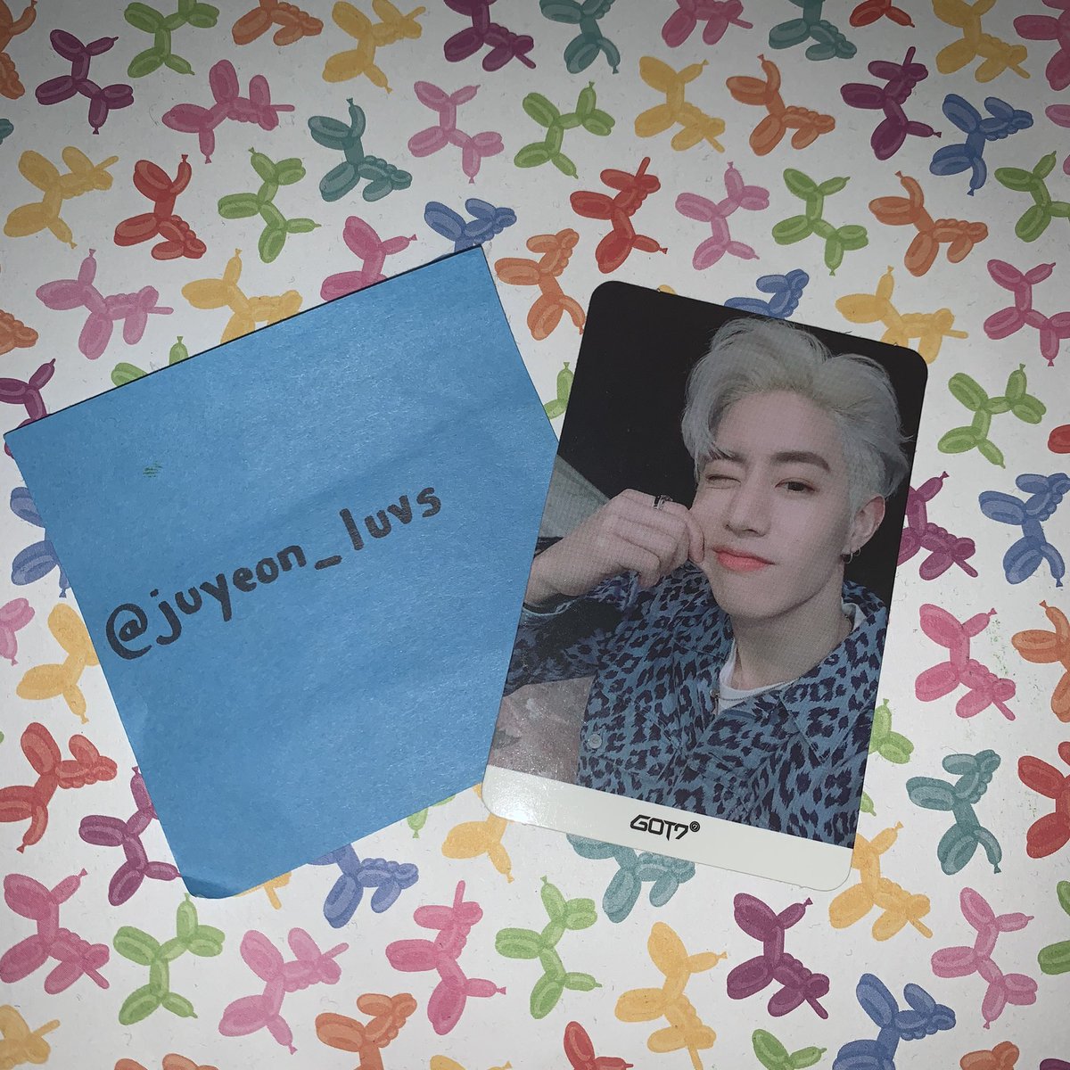juyeon_luvs's tweet photo. willing to sell GOT7 Spinning Top photocards 

mark pc each $12 
usa only! 
paypal :) 

Dm me if interested ! 
#mark #got7 @IGOT7Trading https://t.co/K4GoQSQRS2