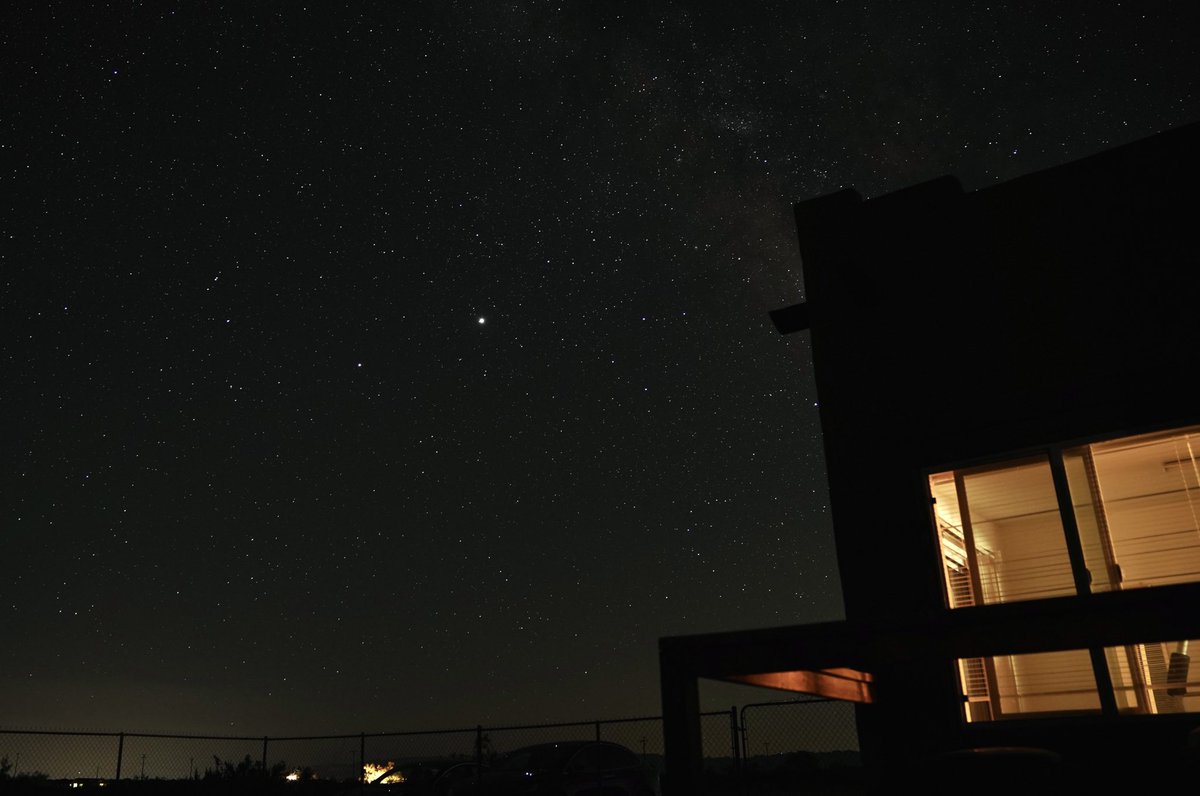 ethannestor's tweet image. I like taking pictures