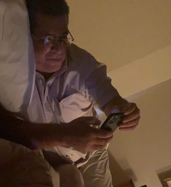 Sebayeah's tweet photo. Yo esperando a que llegue el sueño https://t.co/V4Pmb6aRkF