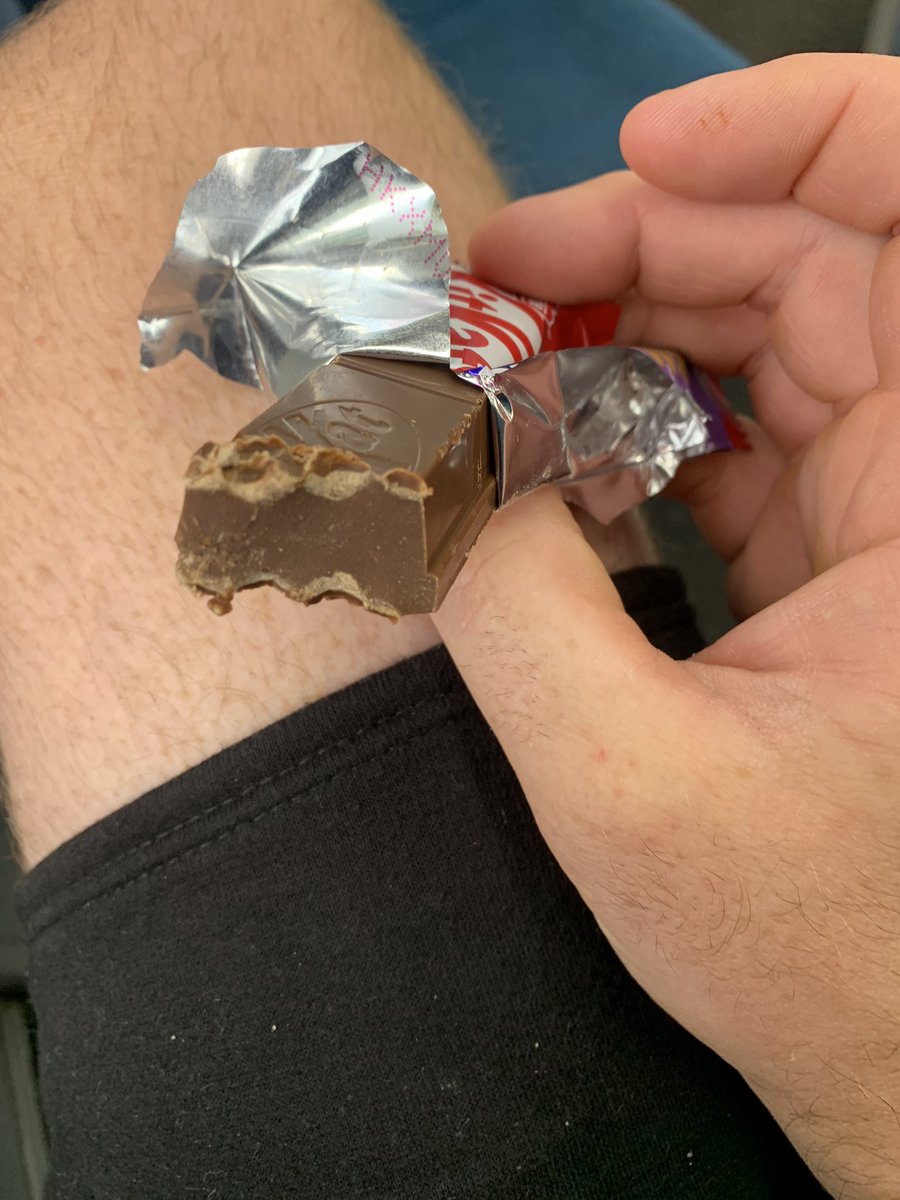 AshPhillipssss's tweet photo. @KITKAT not a bit of biscuit in sight! How does that even happen! Ruined my morning that has 😭 https://t.co/fwcIr0bNPb