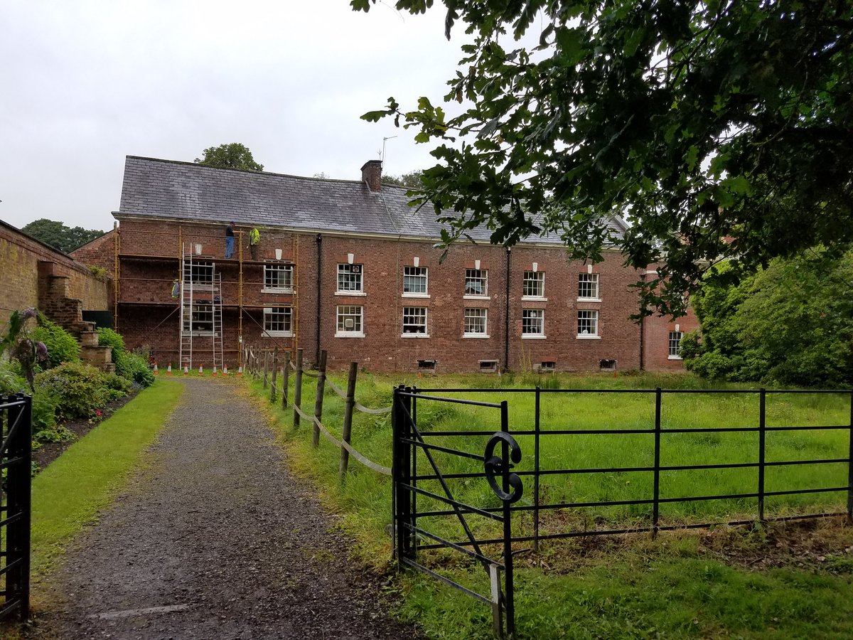 Work has started on painting the south aspect of the West Wing, funded by the Friends.