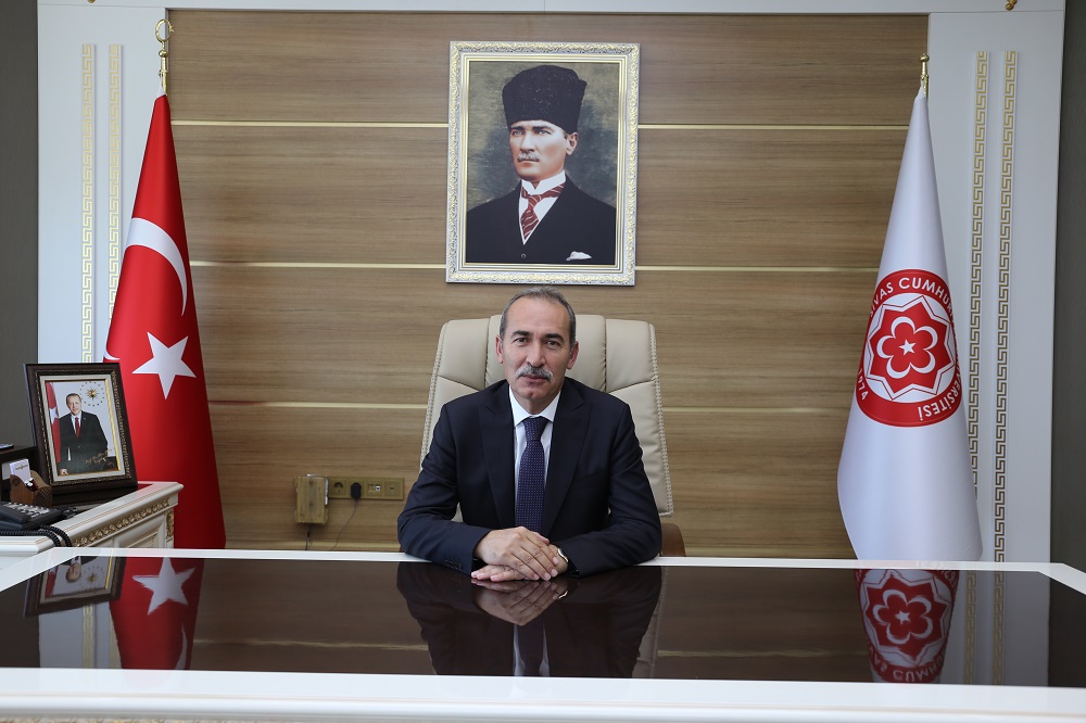 cumunivkurumsal's tweet photo. Rektörümüz Prof. Dr. Alim Yıldız’ın 24 Temmuz Gazeteciler ve Basın Bayramı Mesajı
Ayrıntılar İçin⤵️
https://t.co/VVfCl9I9uz
#24TemmuzGazetecilerveBasınBayramı https://t.co/fySx2tc7Uu